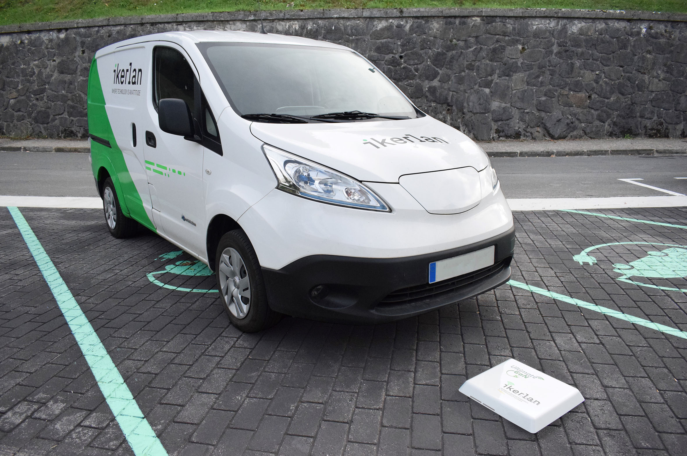 Wireless charger for e-mobility Wireless charger for e-mobility